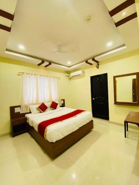 Prabhuvihar Residency Hotell Porvorim Exteriör bild