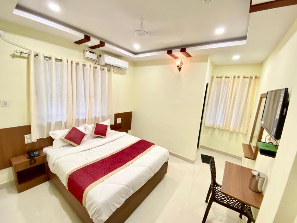Prabhuvihar Residency Hotell Porvorim Exteriör bild