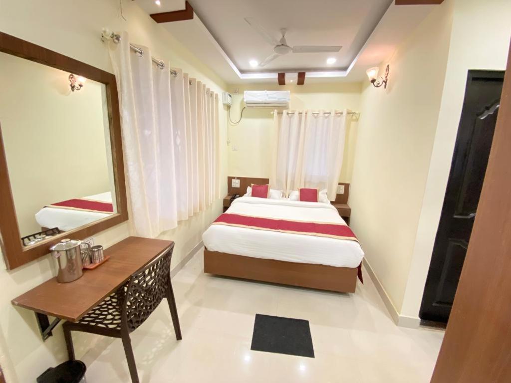 Prabhuvihar Residency Hotell Porvorim Exteriör bild