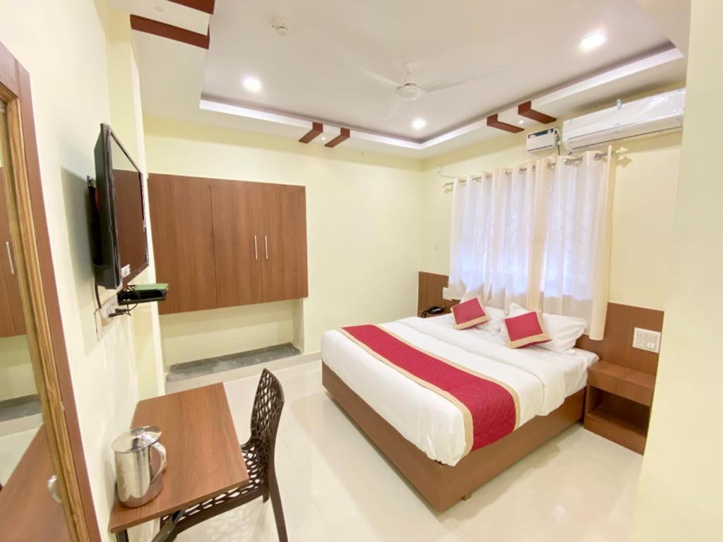 Prabhuvihar Residency Hotell Porvorim Exteriör bild