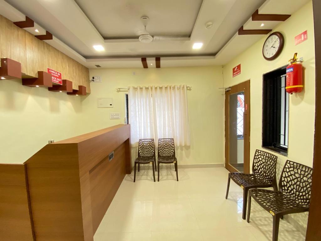 Prabhuvihar Residency Hotell Porvorim Exteriör bild